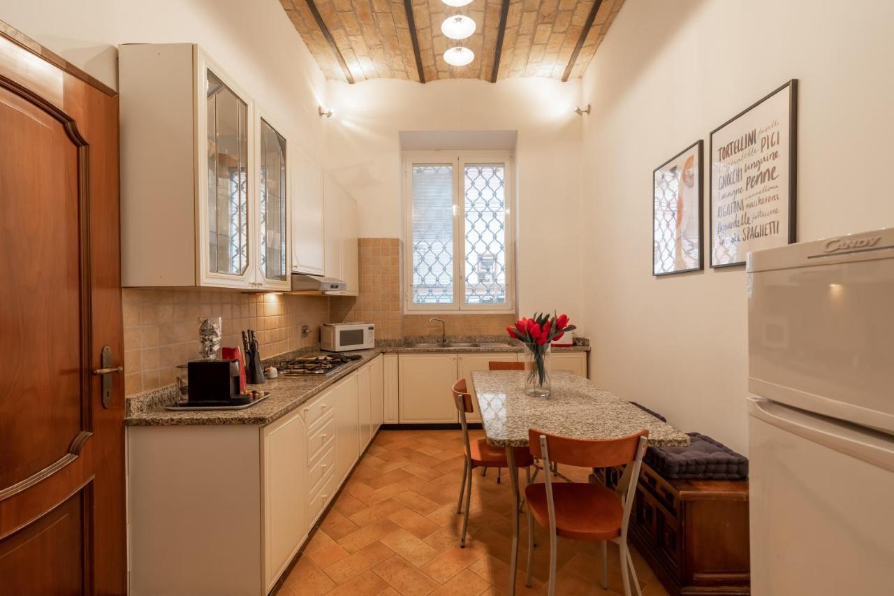 Majestic Trastevere โรม ภายนอก รูปภาพ